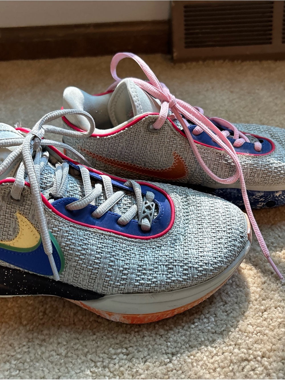 LeBron XX20 Nike Lifer Hyper Royale Light Gray Sneakers with Multicolor